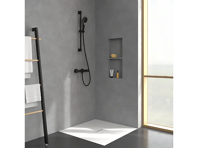 Mitigeur douche thermostatique VILLEROY ET BOCH Universal rond + Ensemble de douche Verve Showers 3 jets noir mat