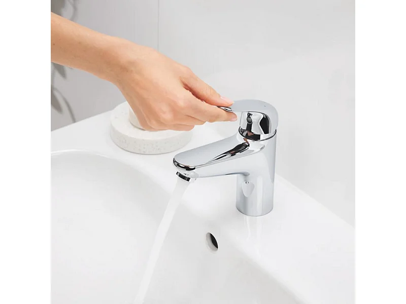 GROHE Swift grifo para lavabo apertura agua fría cromo