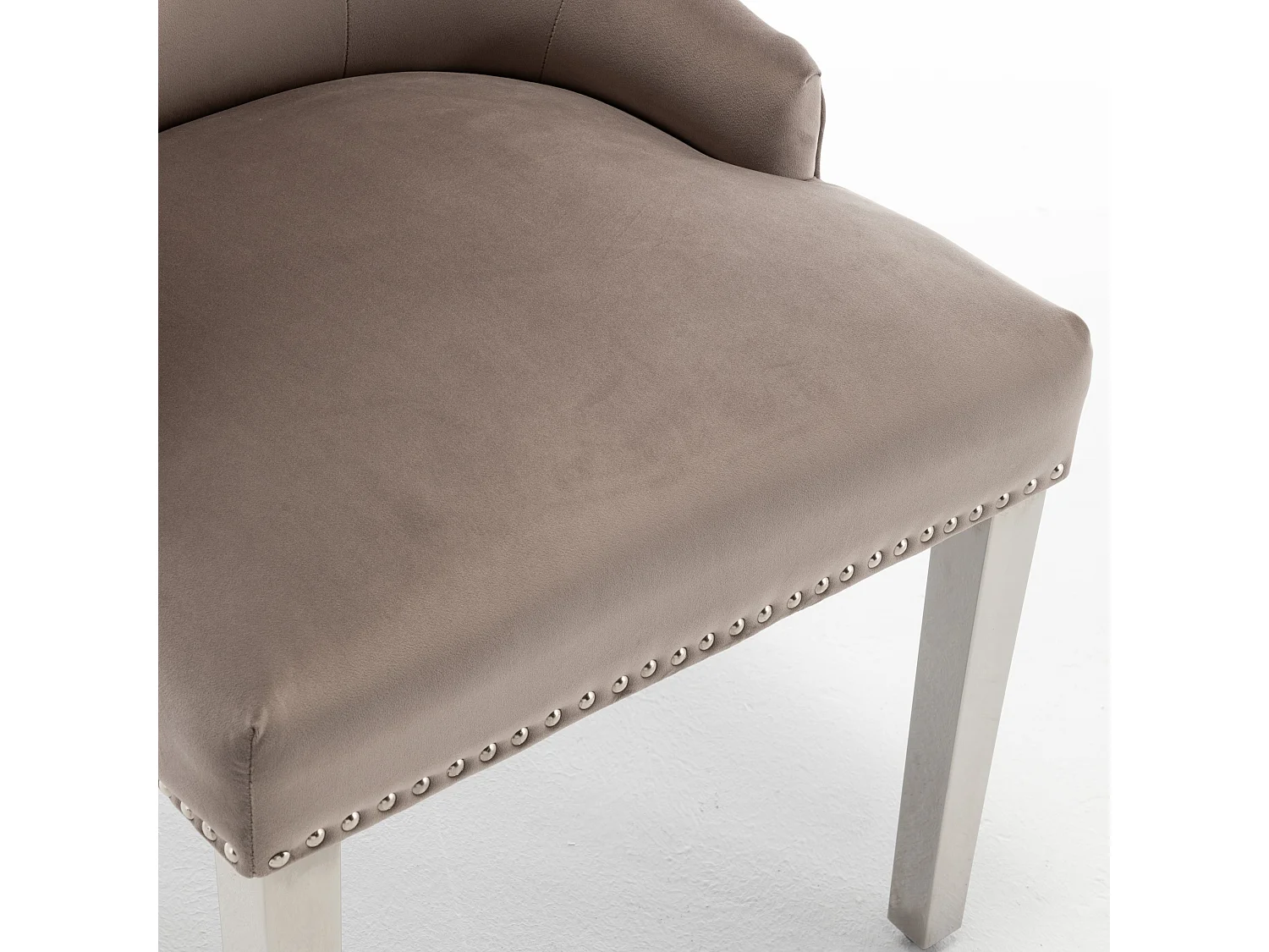 Lot de 2 chaises ANNEAU matelassée et cloutée Chrome velours - Moka