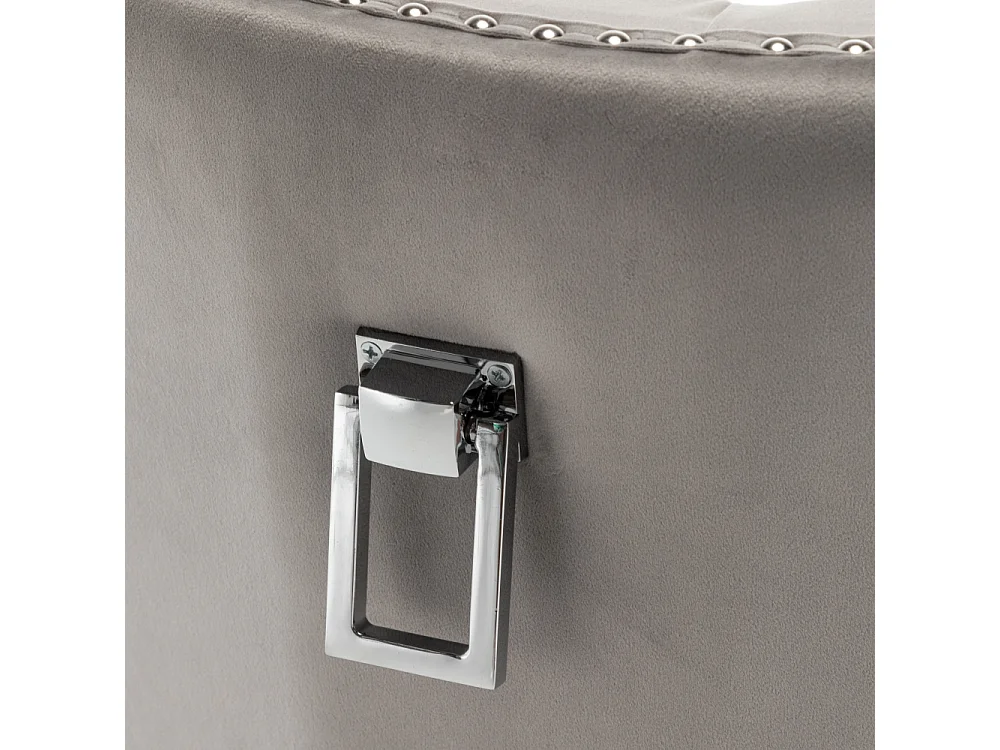 Lot de 2 chaises POIGNEE Clouté en velours pied chromé