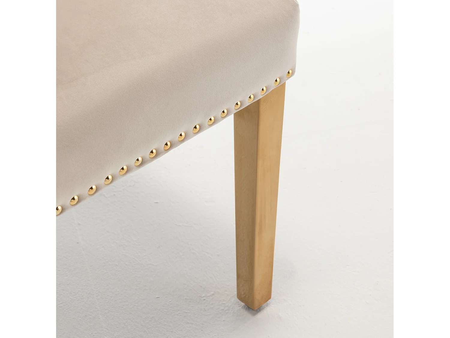 Lot de 2 chaises ANNEAU mattelassée et cloutée Gold velours - Beige