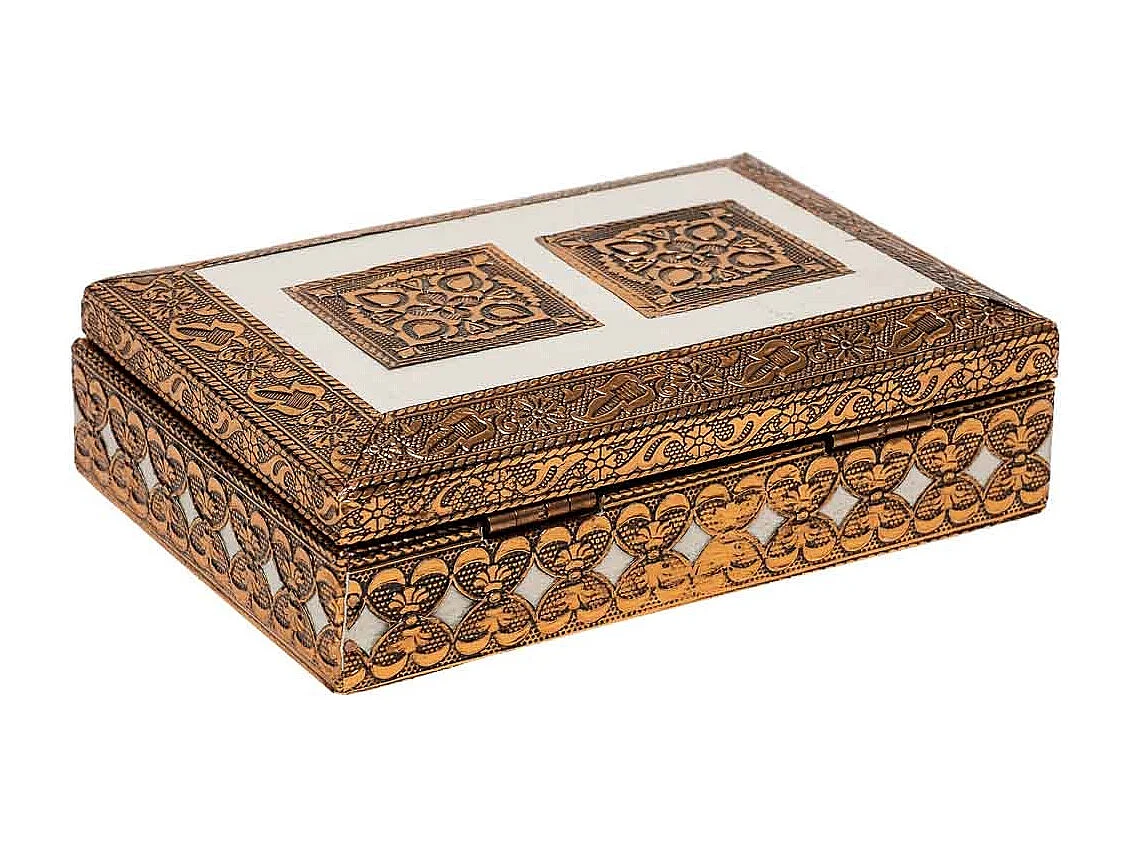 Boîte à bijoux en métal repoussé couleur cuivre 17,5x12,5x6,5h