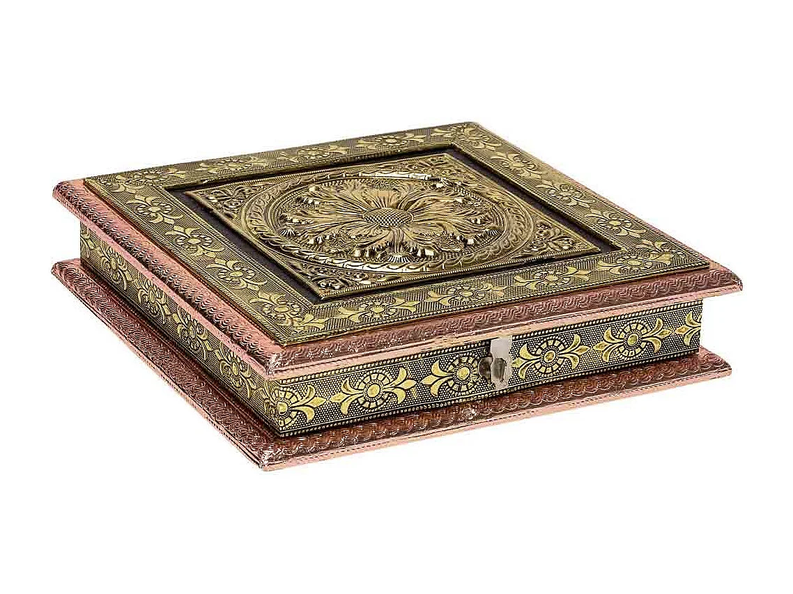 Portagioie in metallo goffrato color rame 25x25x5h