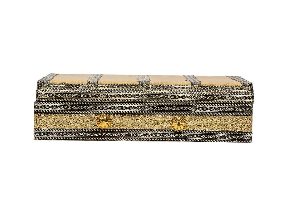 Boîte à bijoux en métal repoussé doré 20x20x5h