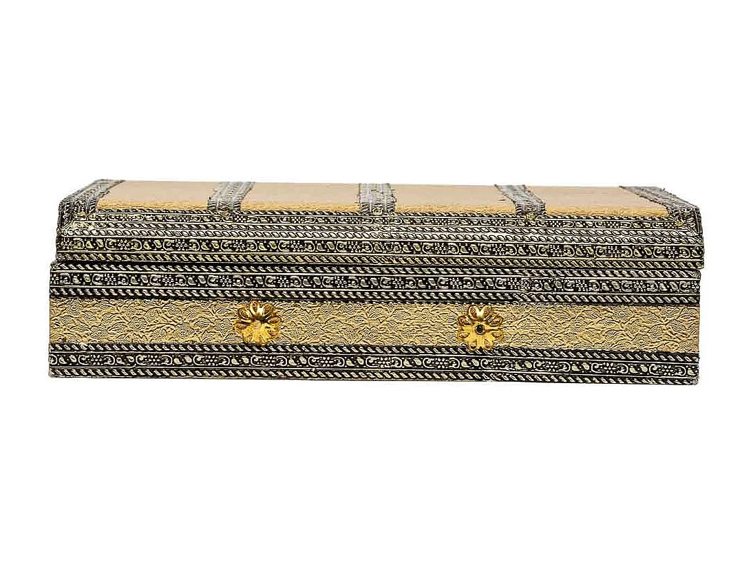 Boîte à bijoux en métal repoussé doré 20x20x5h