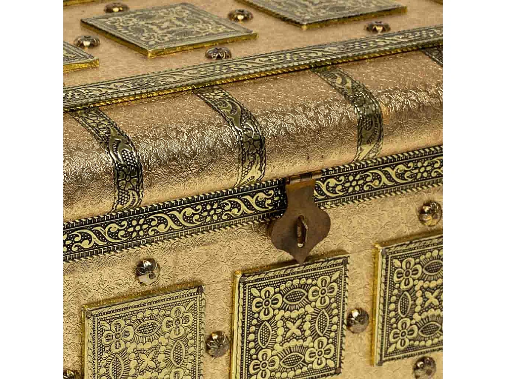 Porta-joias em metal com relevo dourado 27,5x17x18,5