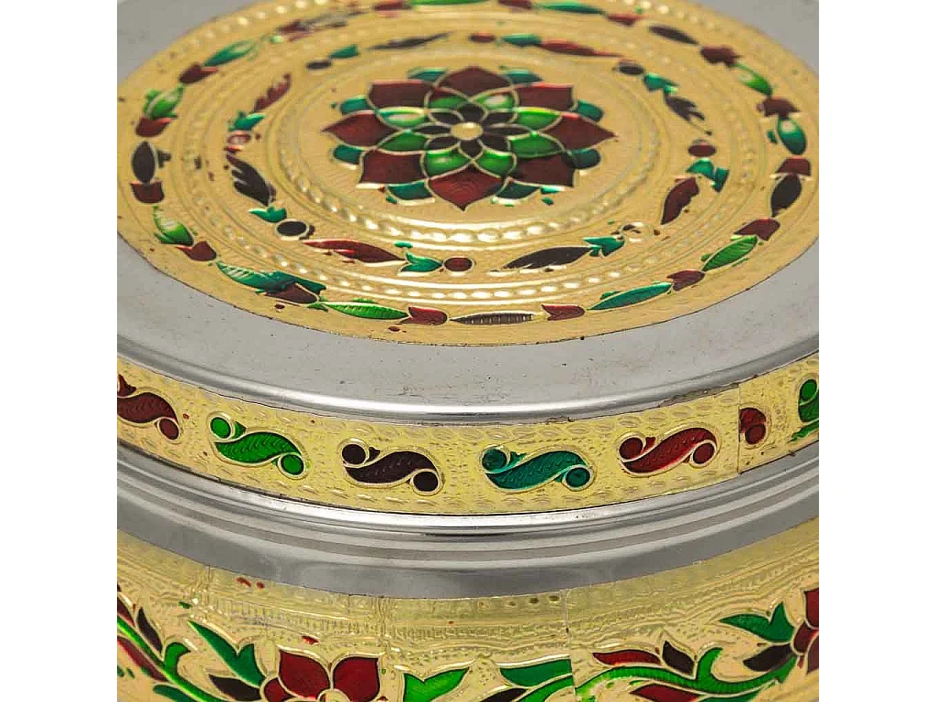 Portagioie in metallo dorato sbalzato 11,25x11,25x5,5 cm