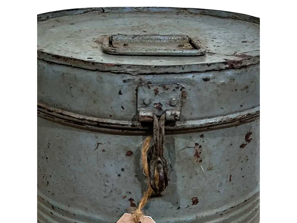 Fusto in metallo grigio 6x26x30h