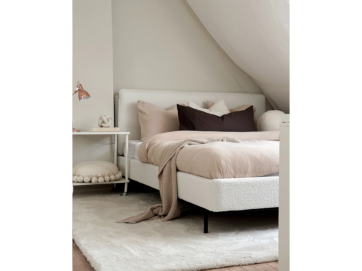 Bed Bouclé CORIO 180 x 200 cm Gebroken wit