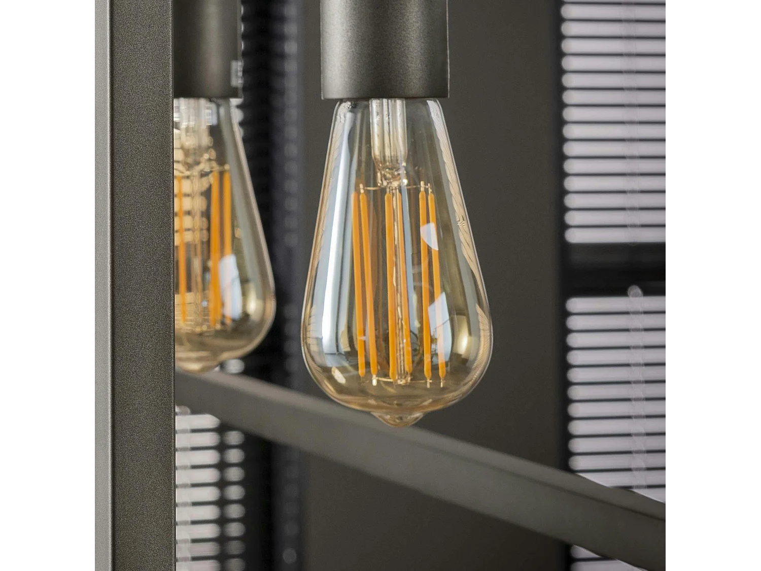 Ampoule goutte ambrée LED filament lumière chaude (E27)