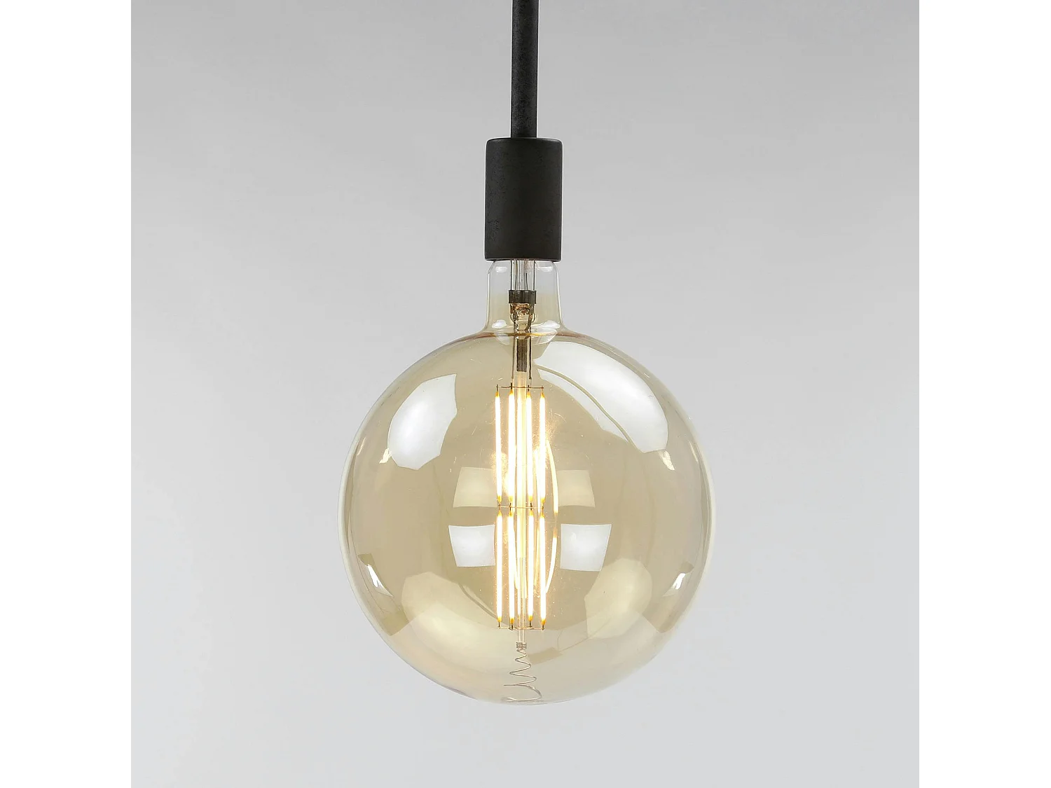 Ampoule globe 20 cm ambré LED filament lumière chaude (E27)