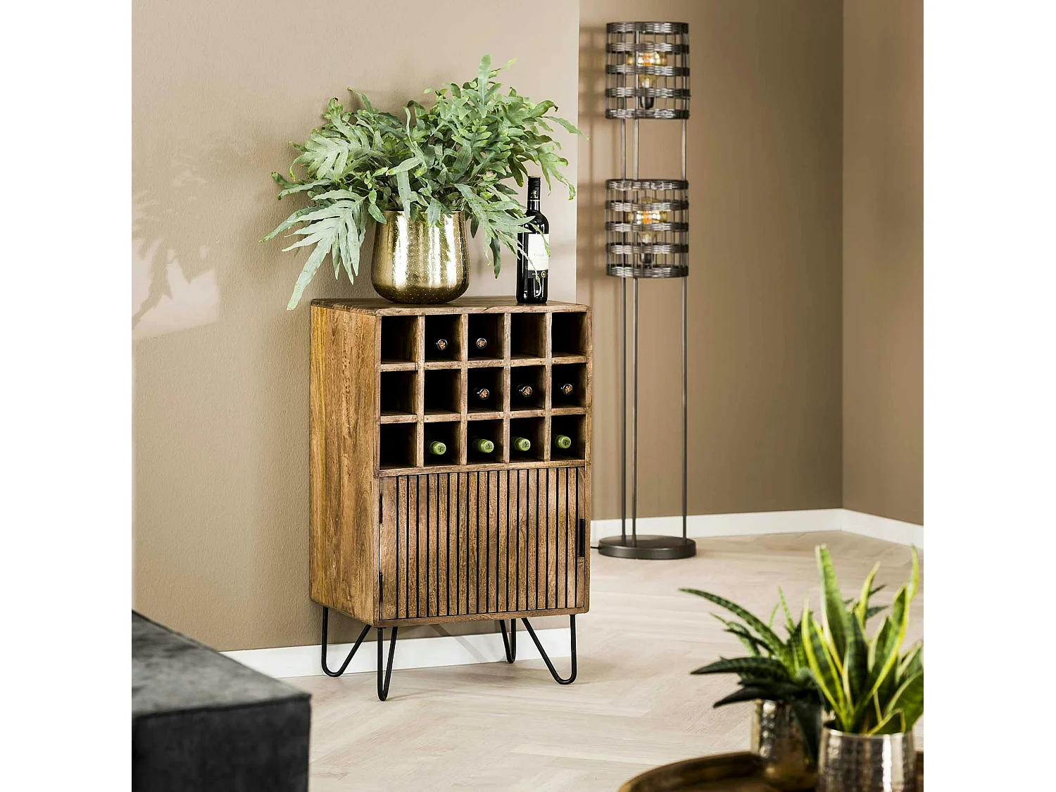 Meuble bar en bois de manguier strié DELHI