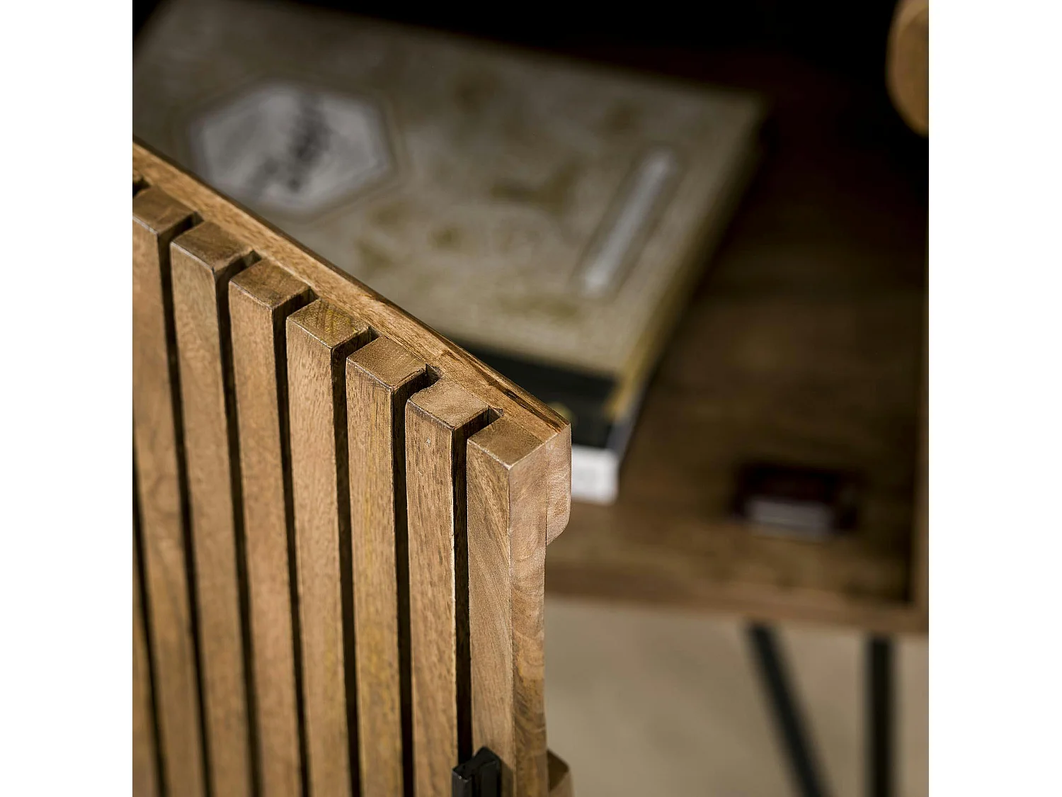 Meuble bar en bois de manguier strié DELHI