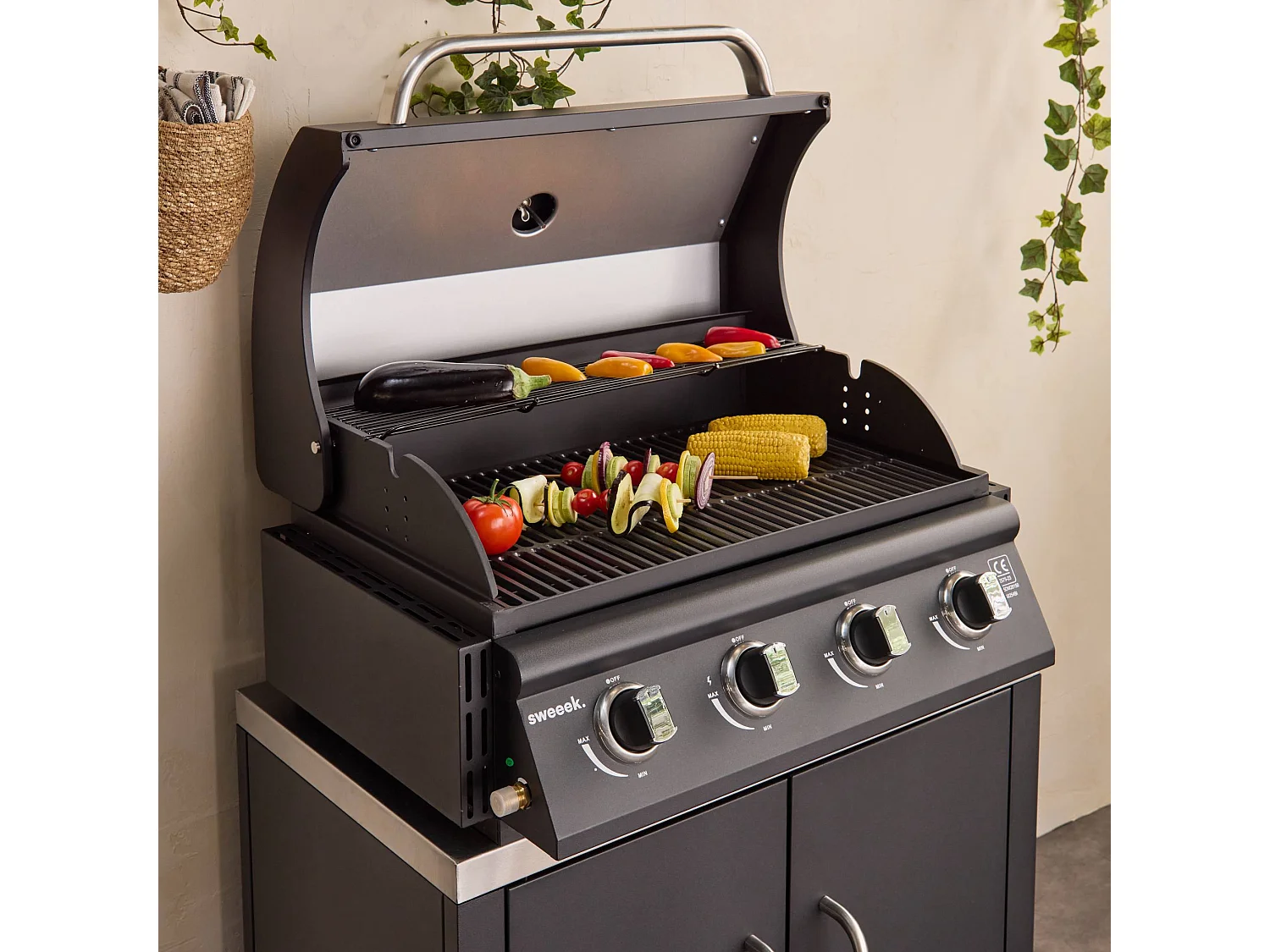 Parrilla de gas 4 quemadores empotrable negro