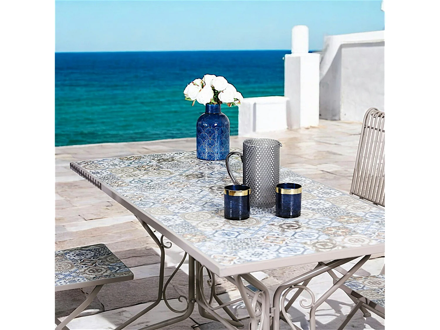 Table de jardin carreaux de ciment bleu et taupe 140 cm GRENADE