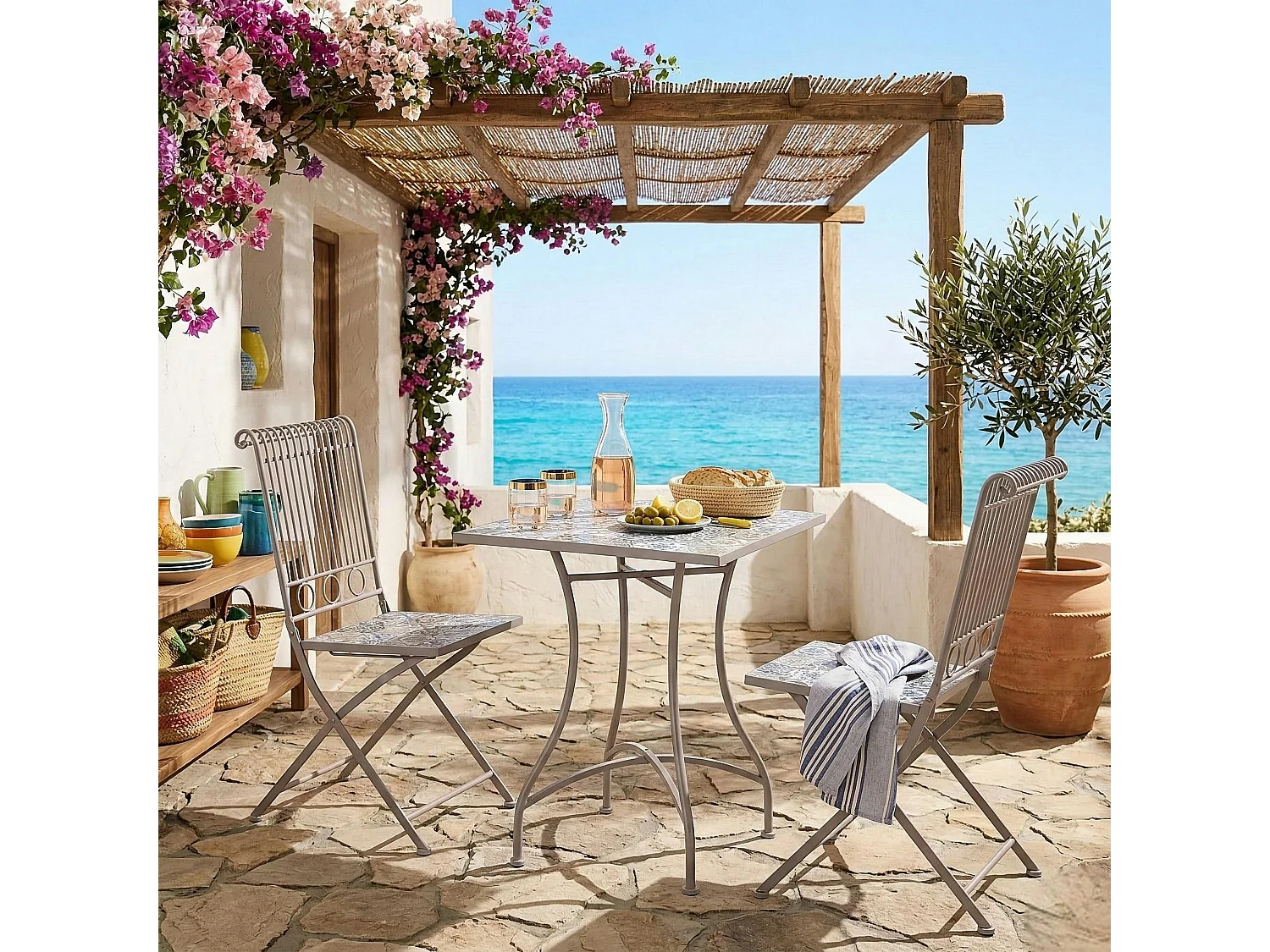 Petite table de jardin carreaux de ciment bleu et taupe 58 cm GRENADE