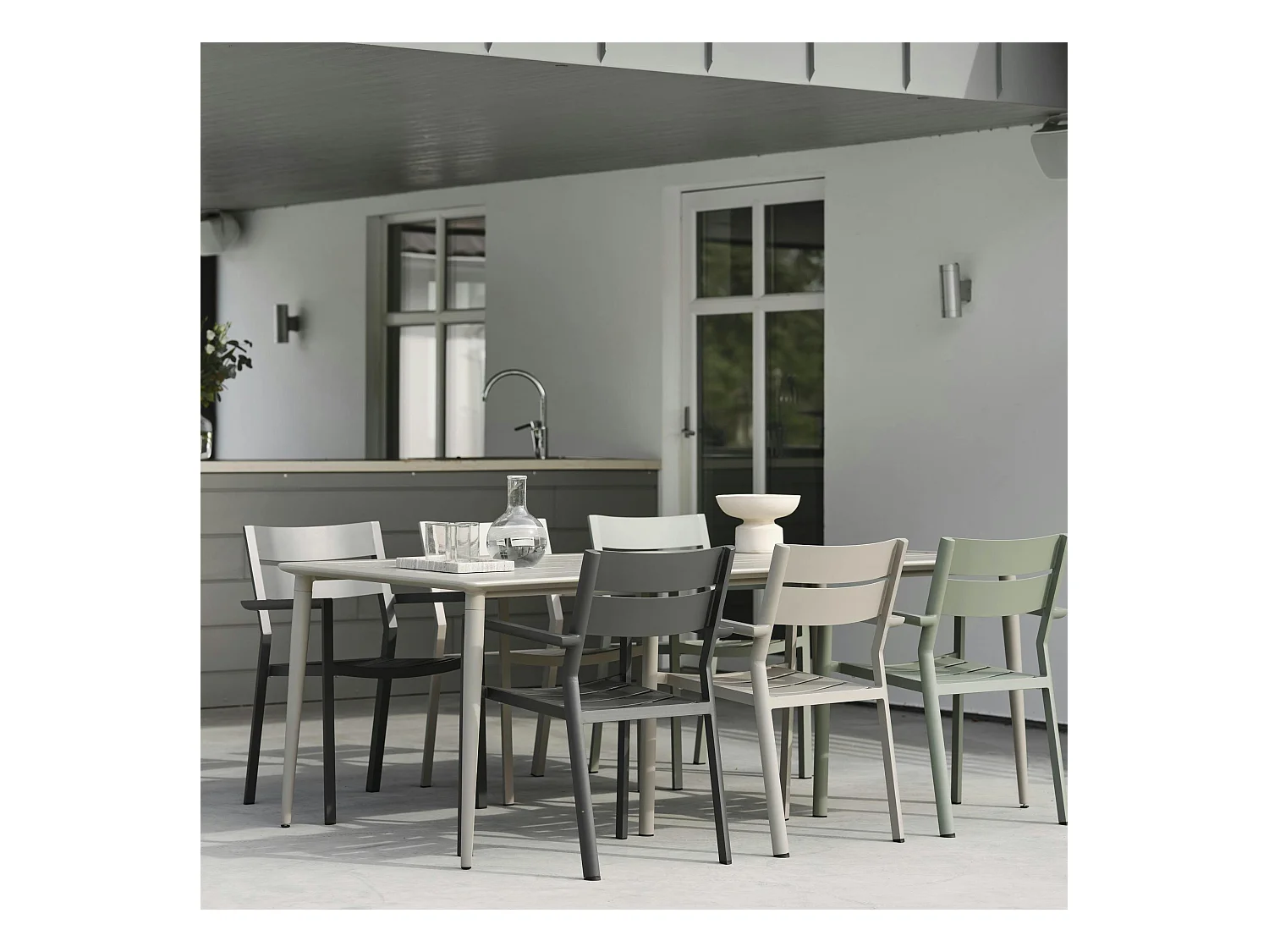 Table de jardin en aluminium finition gris sable 200 cm STOCKHOLM