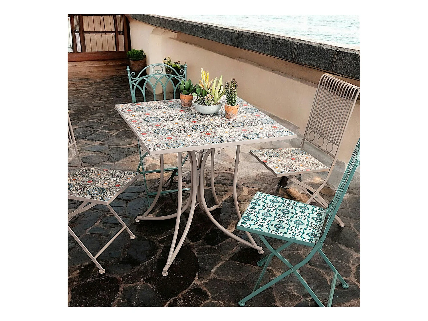 Table de jardin motif rosace 78 cm GRENADE
