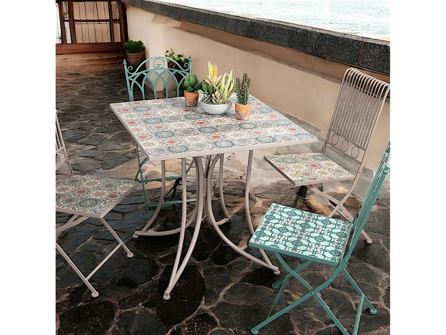 Table de jardin motif rosace 78 cm GRENADE