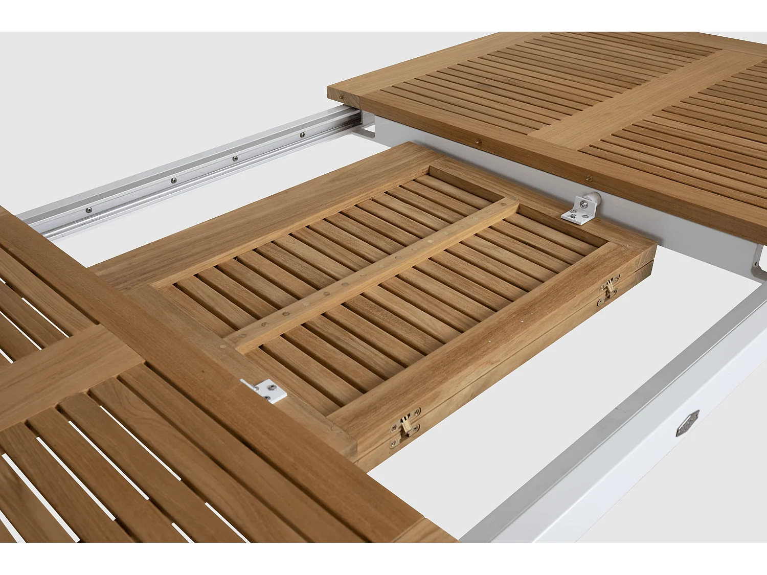 Table de jardin extensible en aluminium gris sable et teck 194/252 cm OSLO