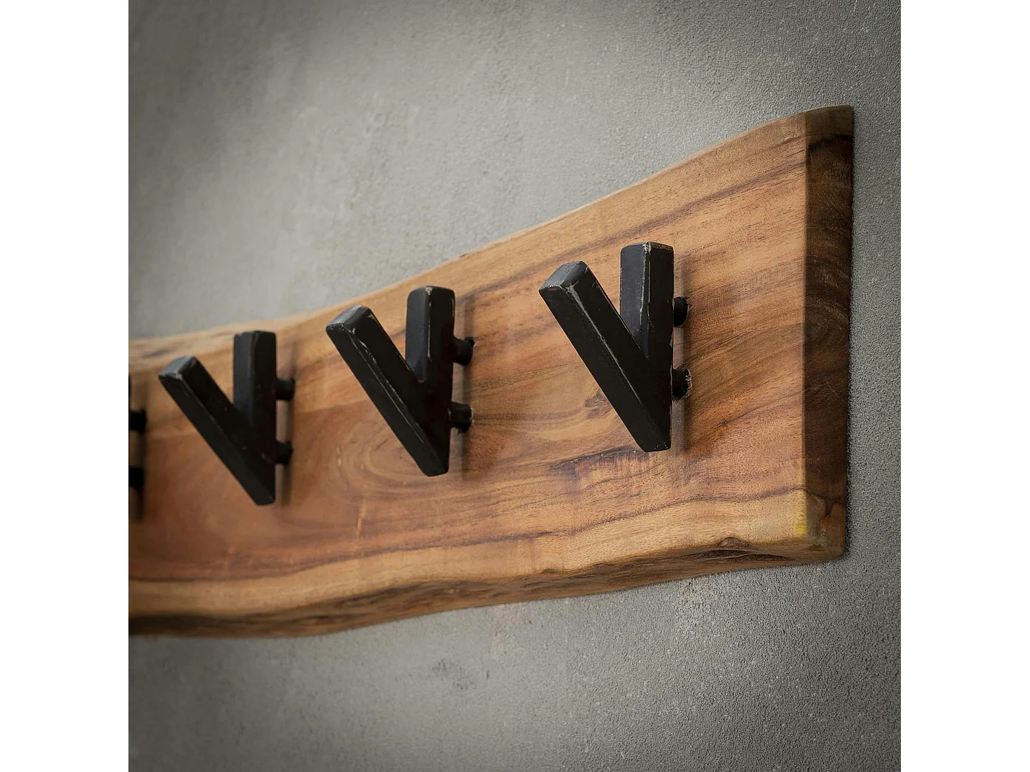 Portemanteau mural bois massif 5 crochets TRIBECA