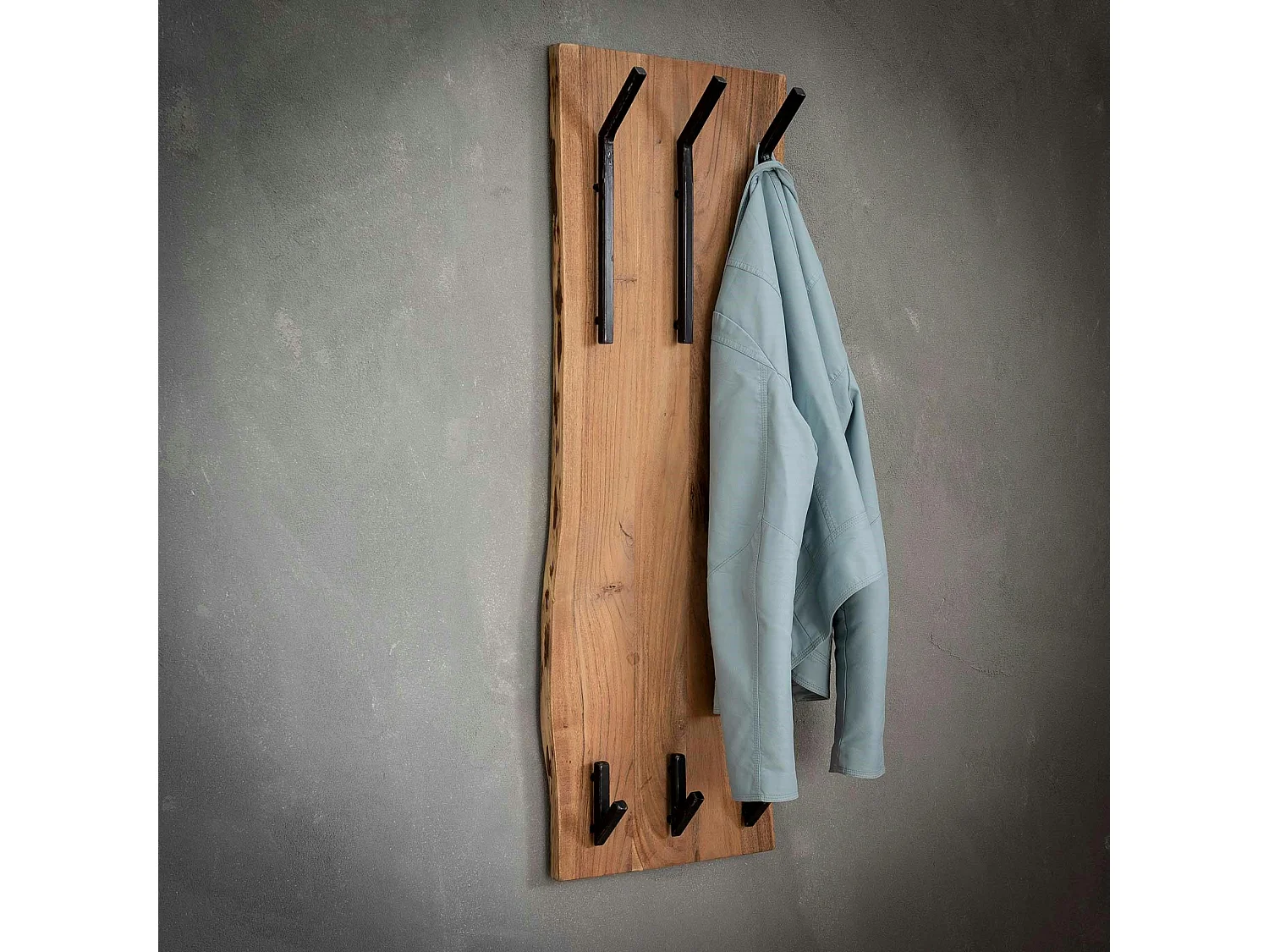 Portemanteau mural vertical bois massif 6 crochets TRIBECA