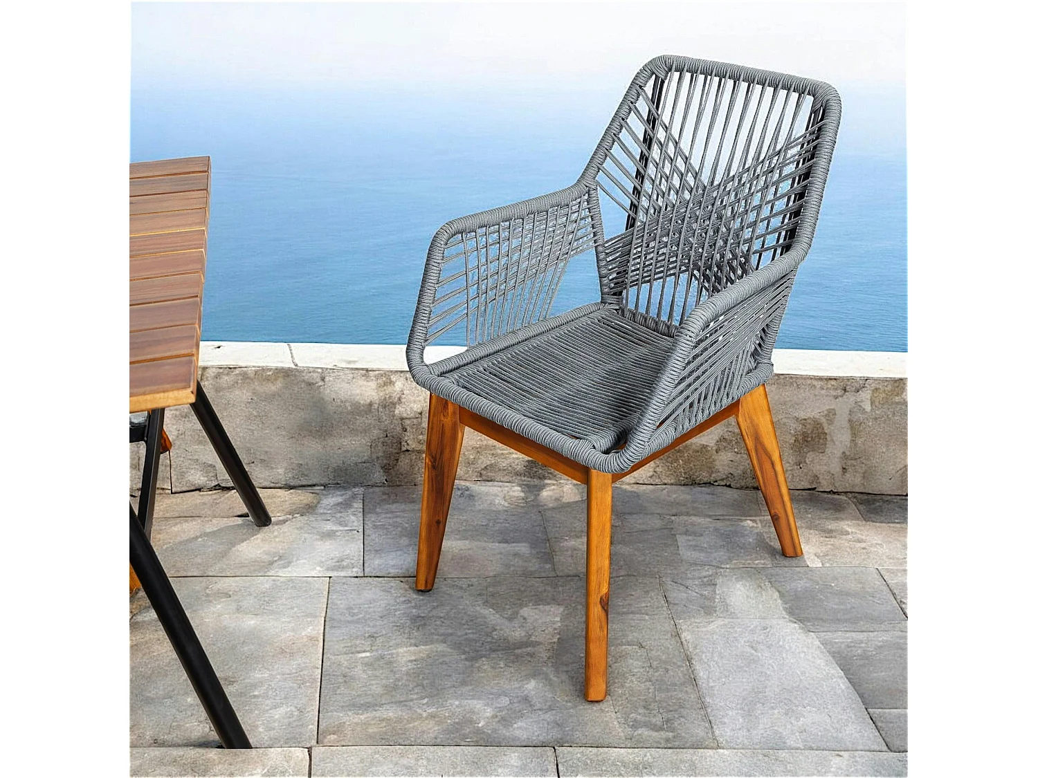 Chaise de jardin grise en corde tressée et pieds bois FSC® GRENADE