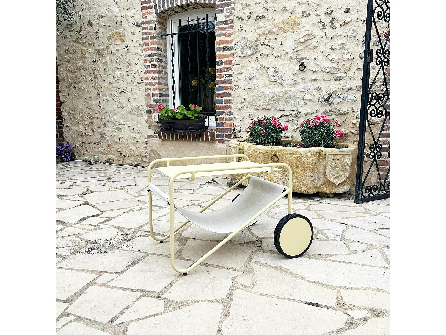 Table d'appoint de jardin en aluminium jaune tendre OSLO