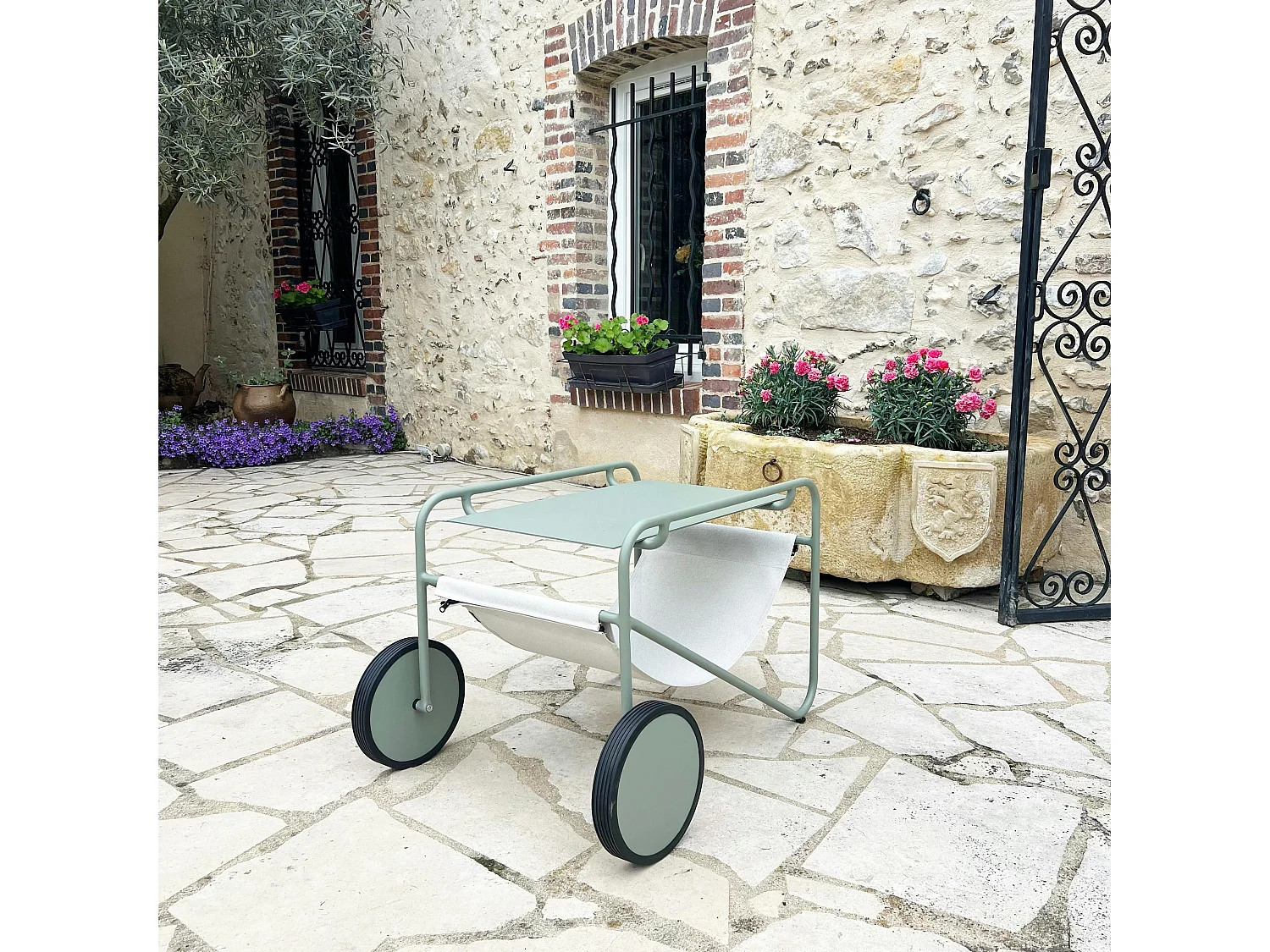 Table d'appoint de jardin en aluminium vert argile OSLO