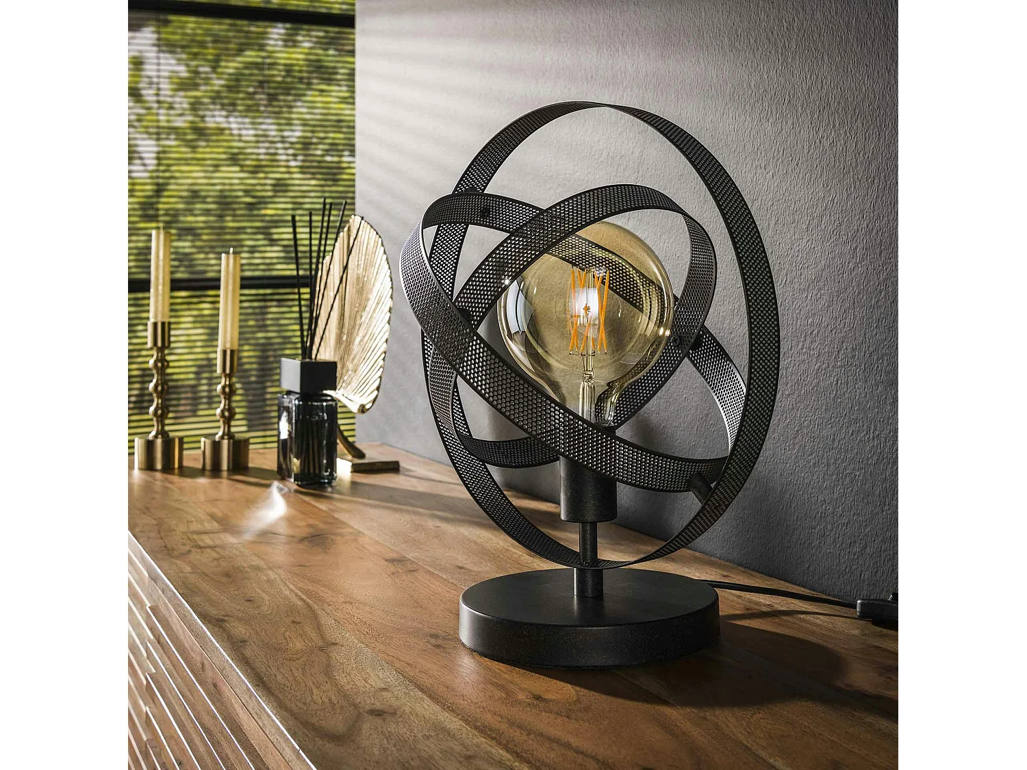 Lampe à poser industrielle forme globe RALF