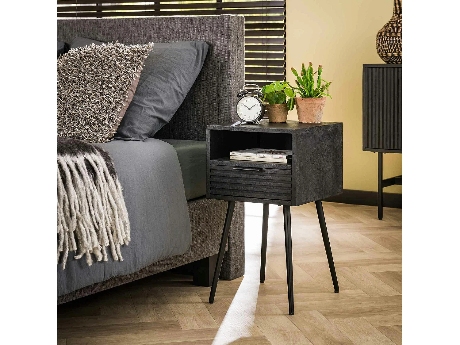 Chevet noir 1 tiroir 1 niche LUCKNOW