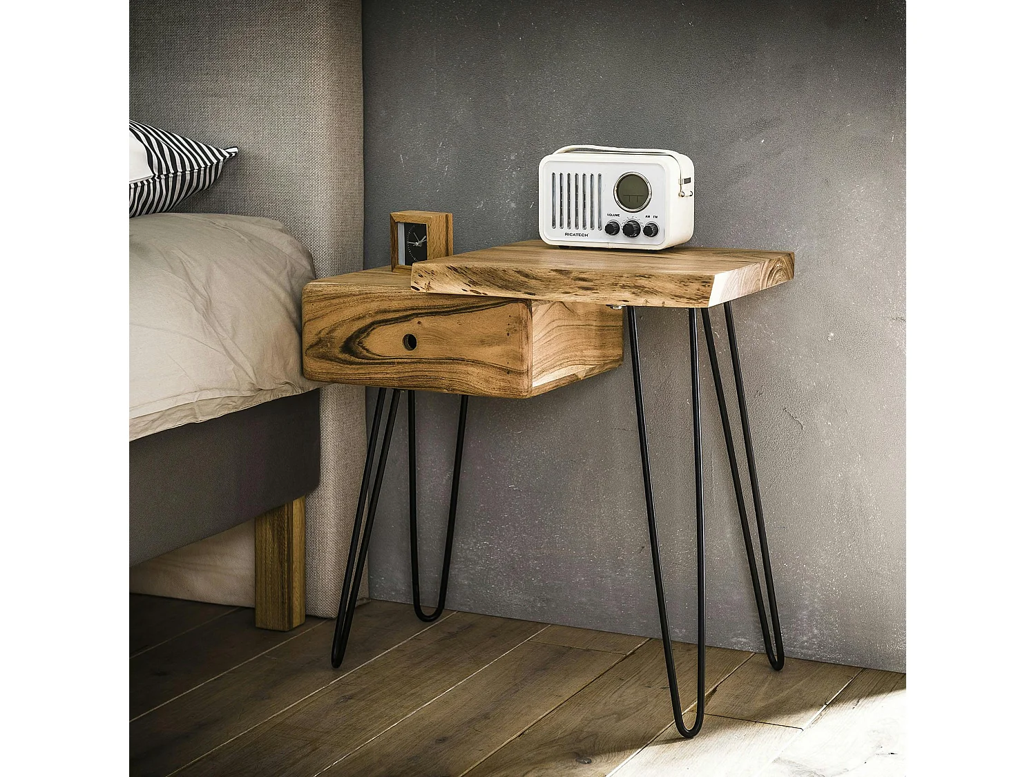 Table de chevet bois métal (côté droit) MELBOURNE