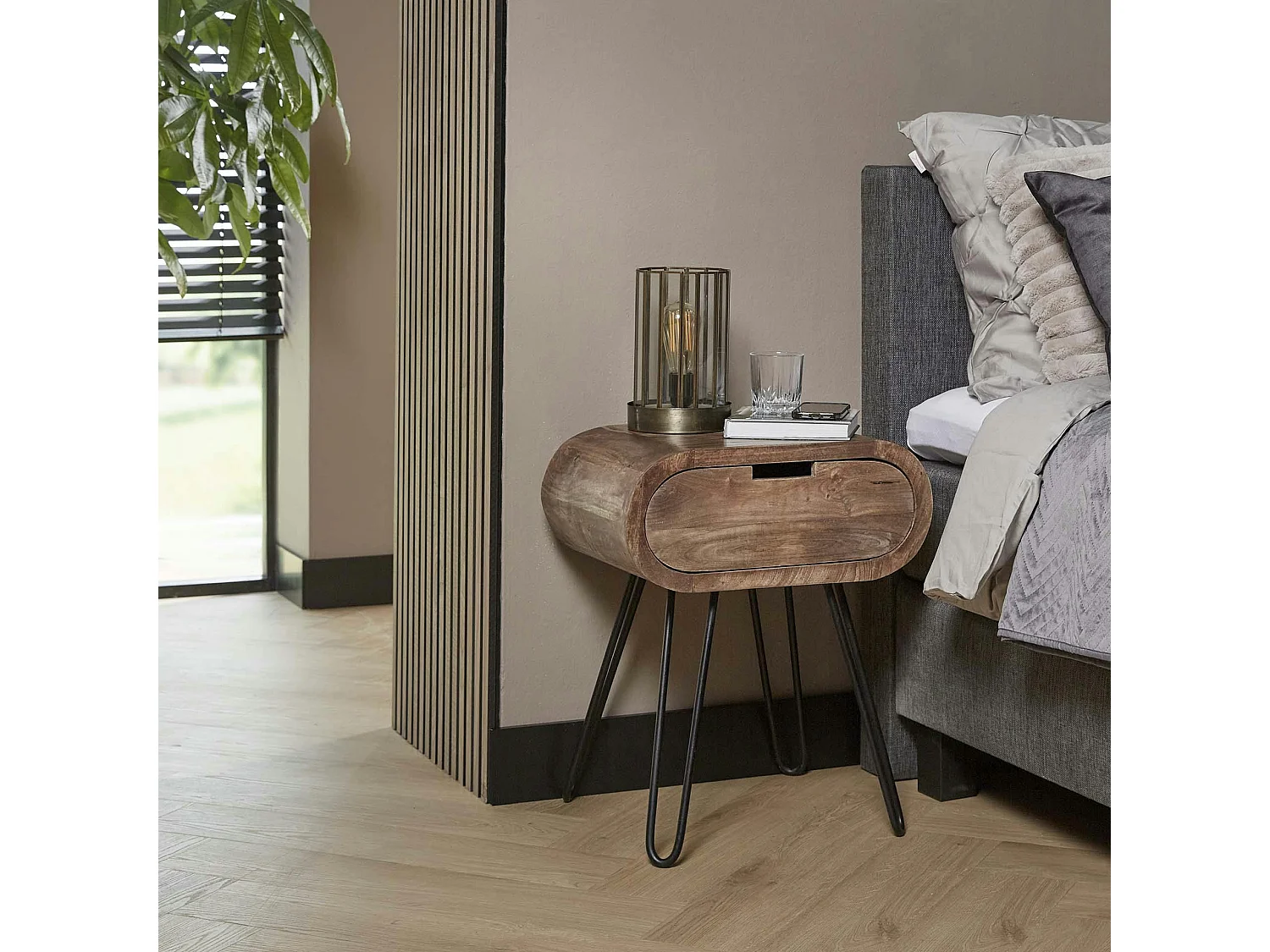 Table de chevet en bois forme oblongue NIAGARA