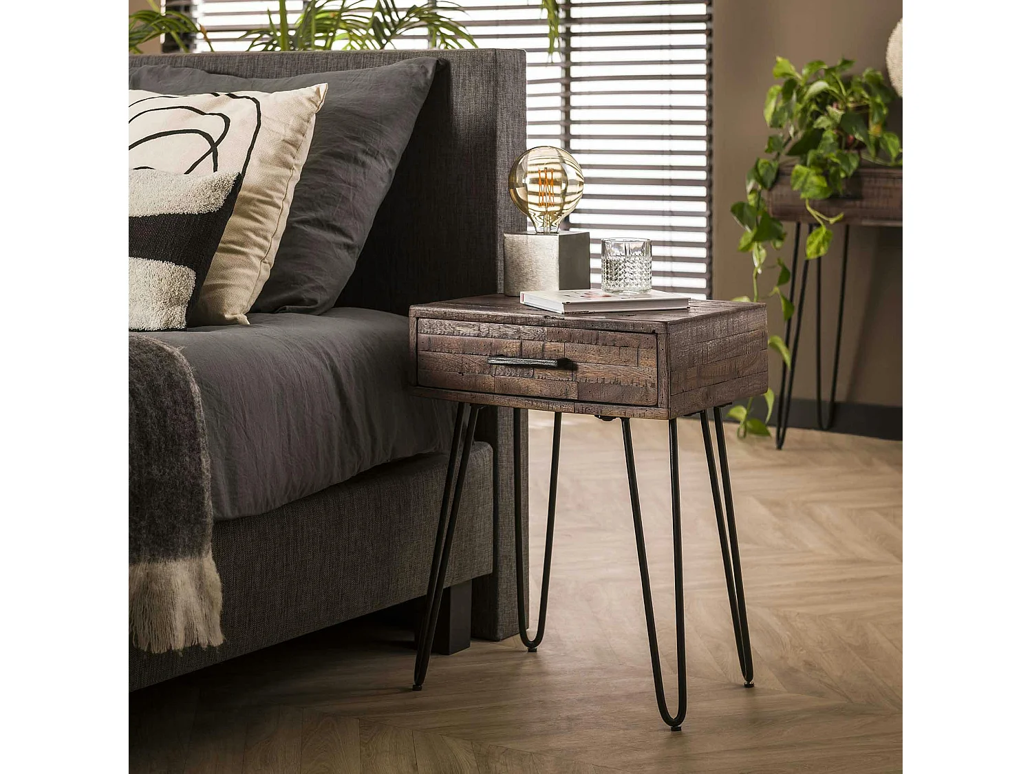 Table de chevet vintage en bois grisé 1 tiroir MELBOURNE