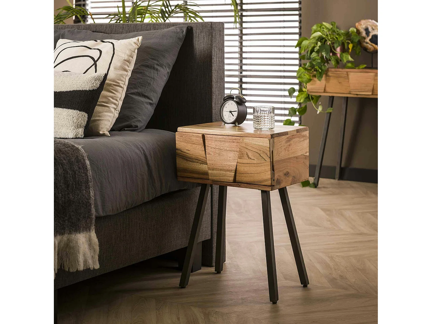 Table de chevet moderne 1 tiroir en relief MELBOURNE