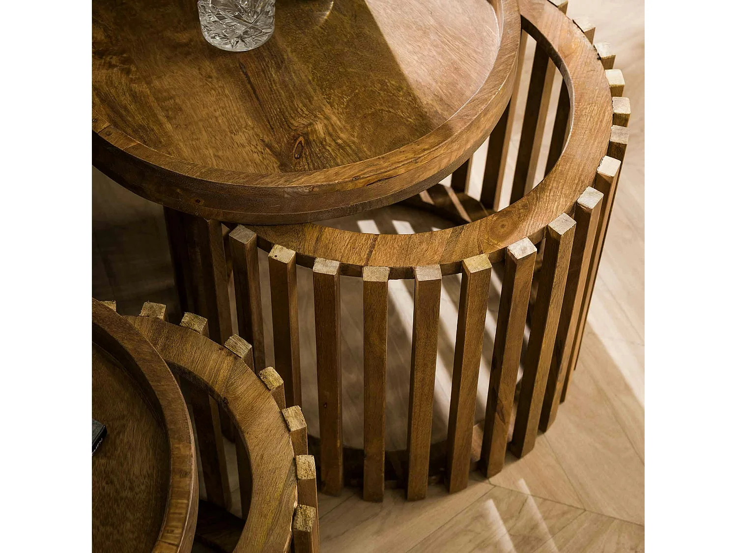 Petite table ronde striée (lot de 2) DELHI