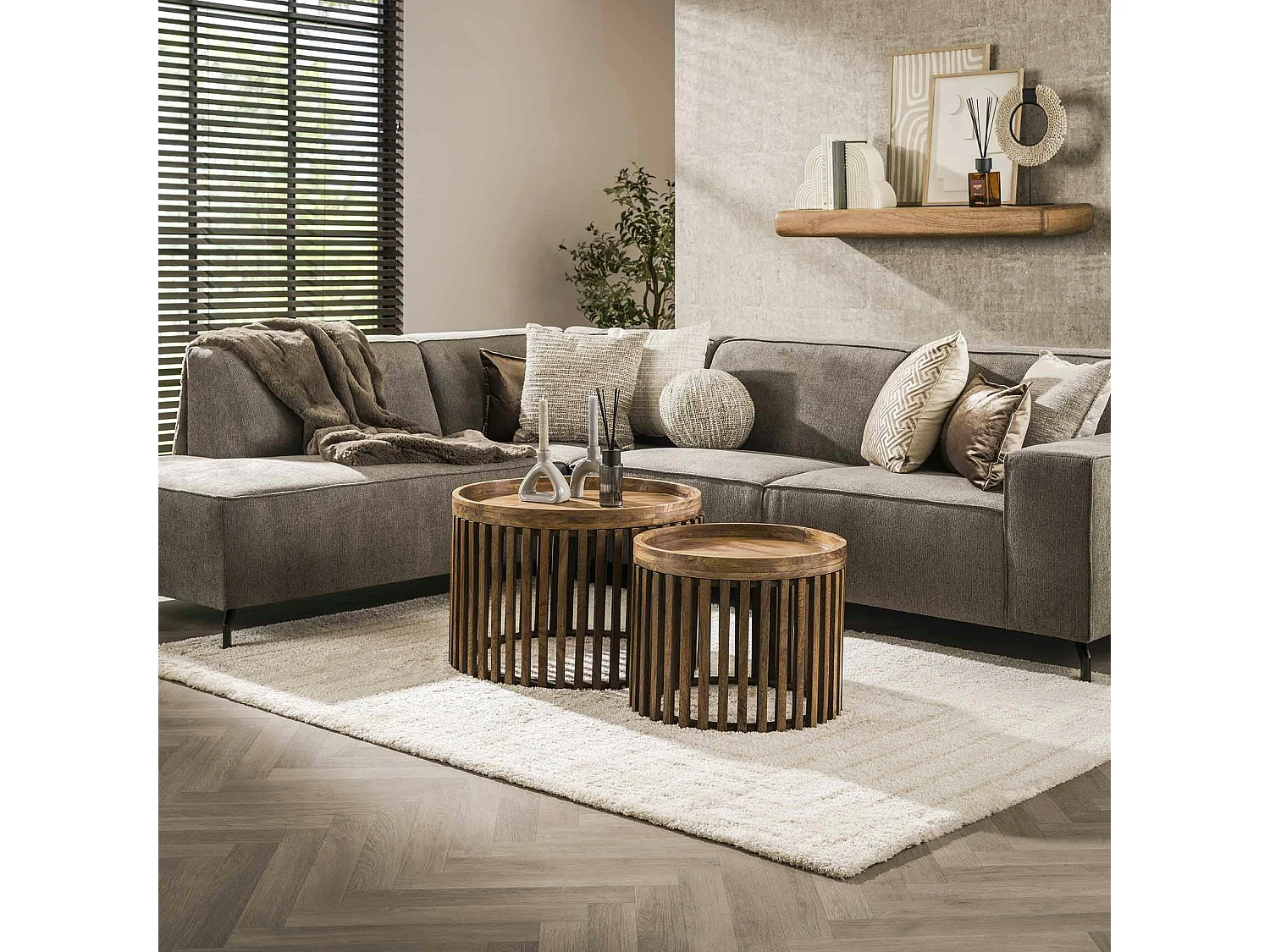 Petite table ronde striée (lot de 2) DELHI