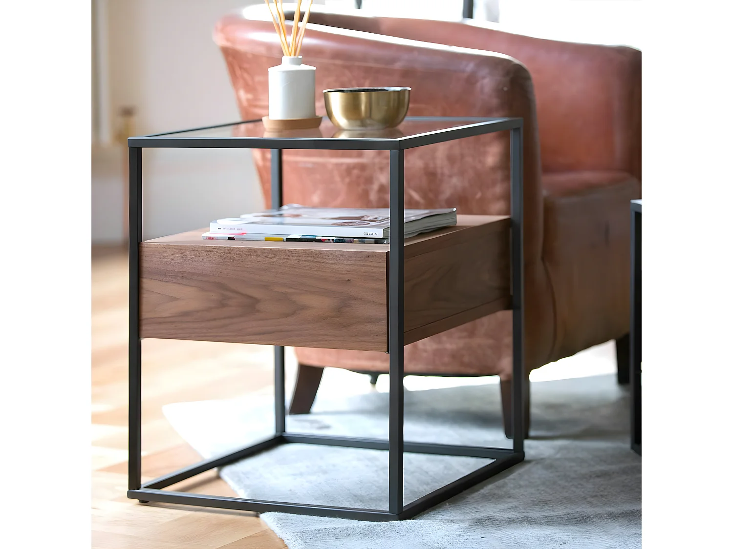 Bout de canapé bois de noyer verre TORONTO