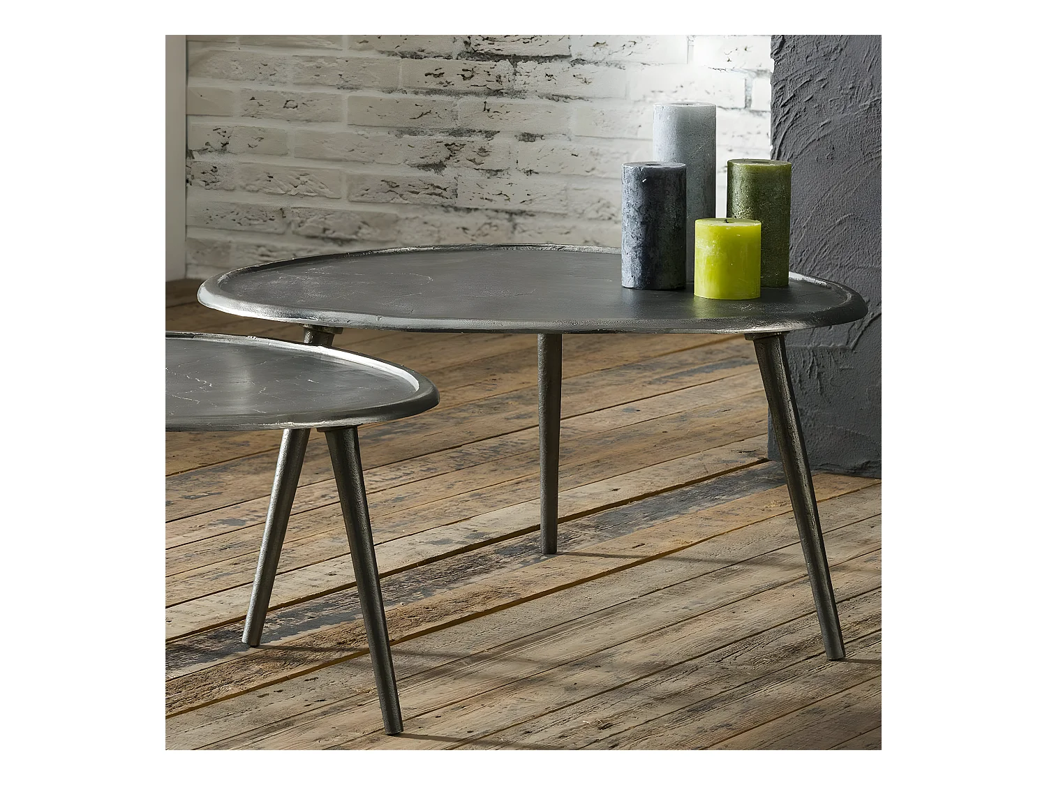 Bout de canapé vintage en métal noir 73 cm TRIBECA