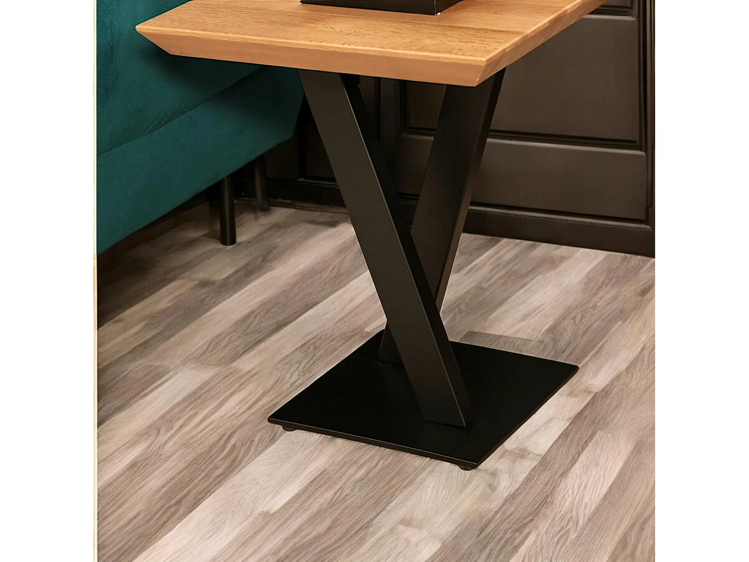 Bout de canapé moderne bois pied en croix VOLGA