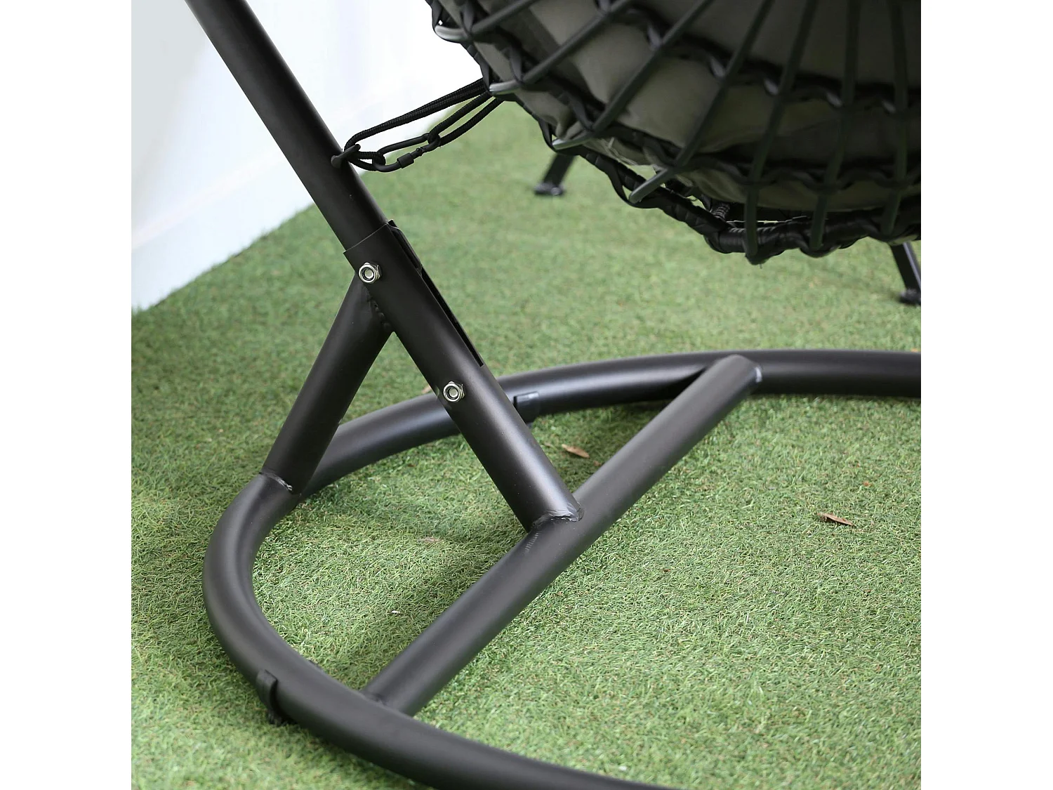 Fauteuil suspendu résine noire SOUTH BEACH