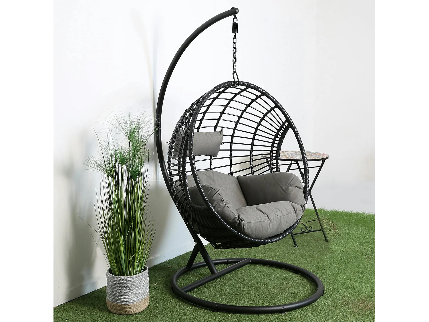 Fauteuil suspendu résine noire SOUTH BEACH