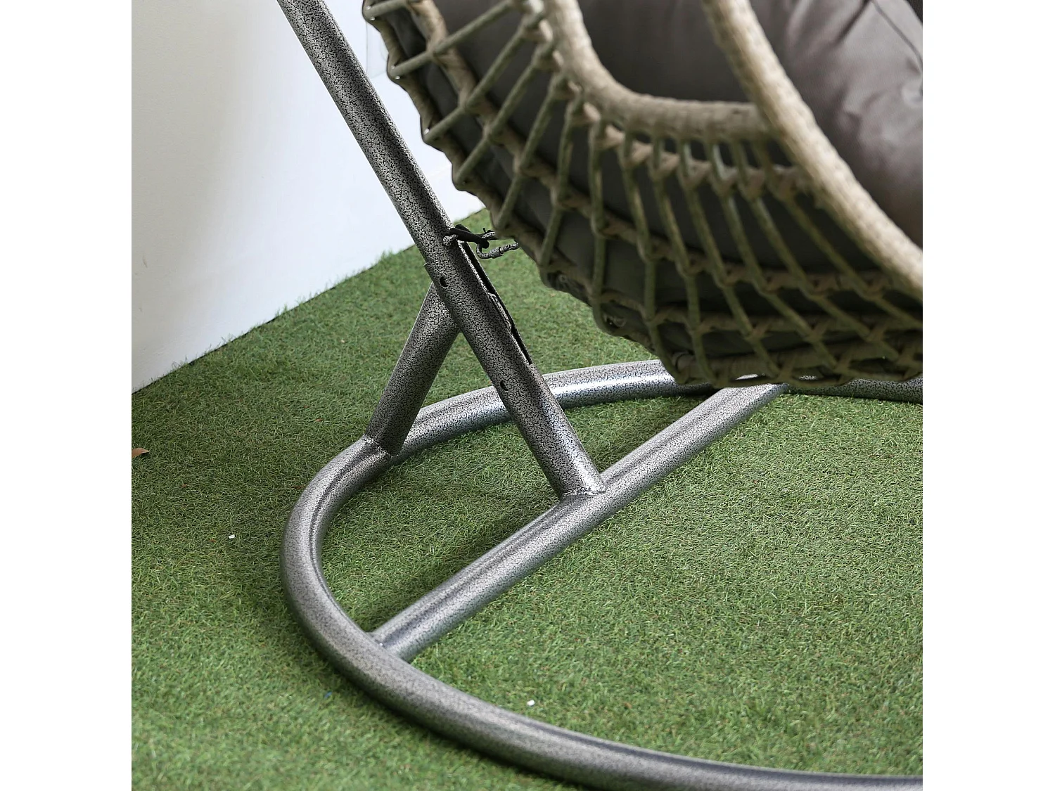 Fauteuil suspendu gris forme ronde SOUTH BEACH