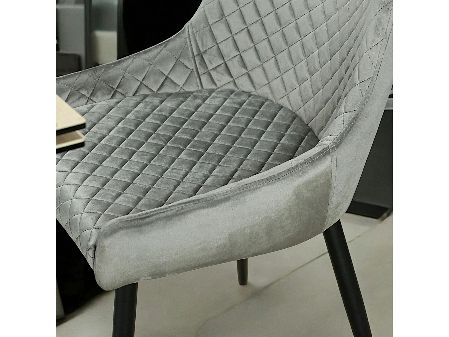 Chaise grise en velours (lot de 2) ARLINGTON