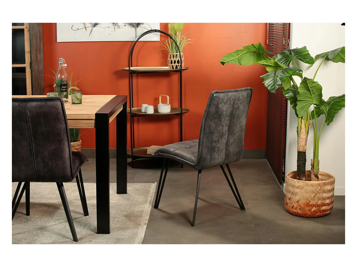 Chaise de salle à manger gris sombre avec pieds épingle (lot de 2) MALMOE