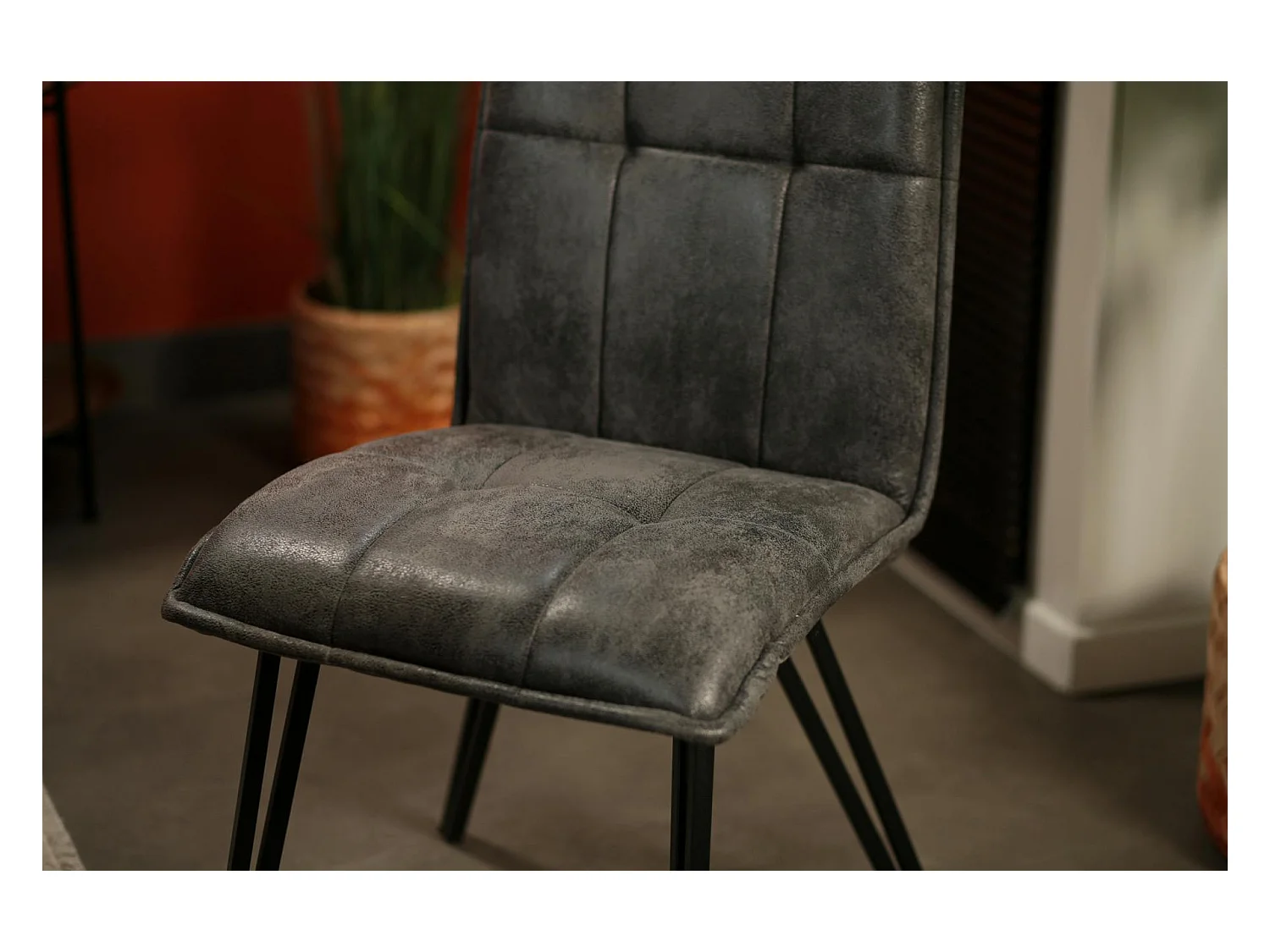 Chaise de salle à manger gris sombre avec pieds épingle (lot de 2) MALMOE