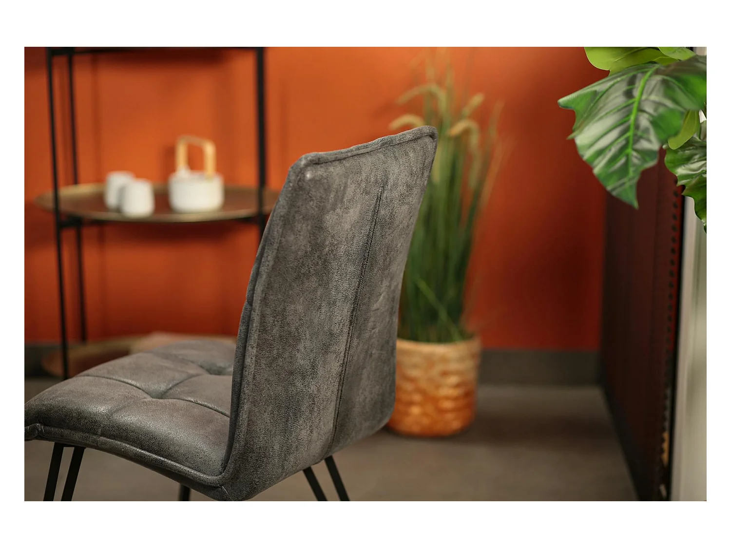 Chaise de salle à manger gris sombre avec pieds épingle (lot de 2) MALMOE