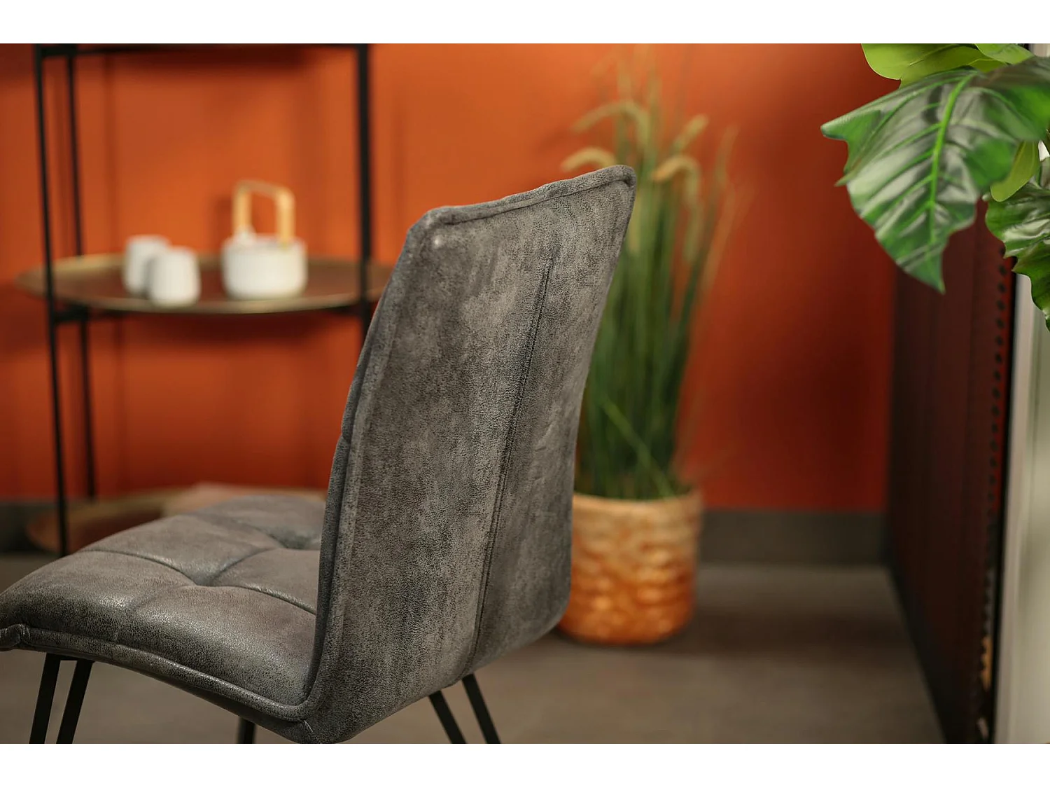 Chaise de salle à manger gris sombre avec pieds épingle (lot de 2) MALMOE