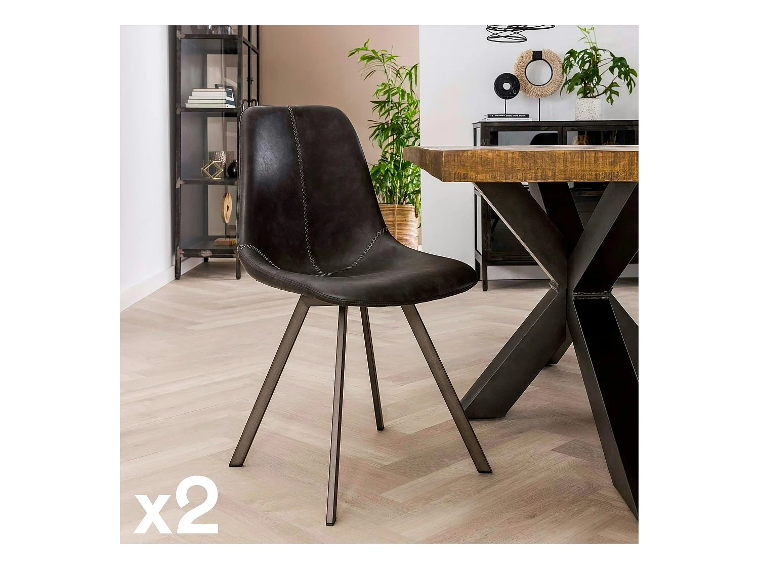 Chaise scandinave noire coutures apparentes pieds étoile HELSINKI (lot de 2)