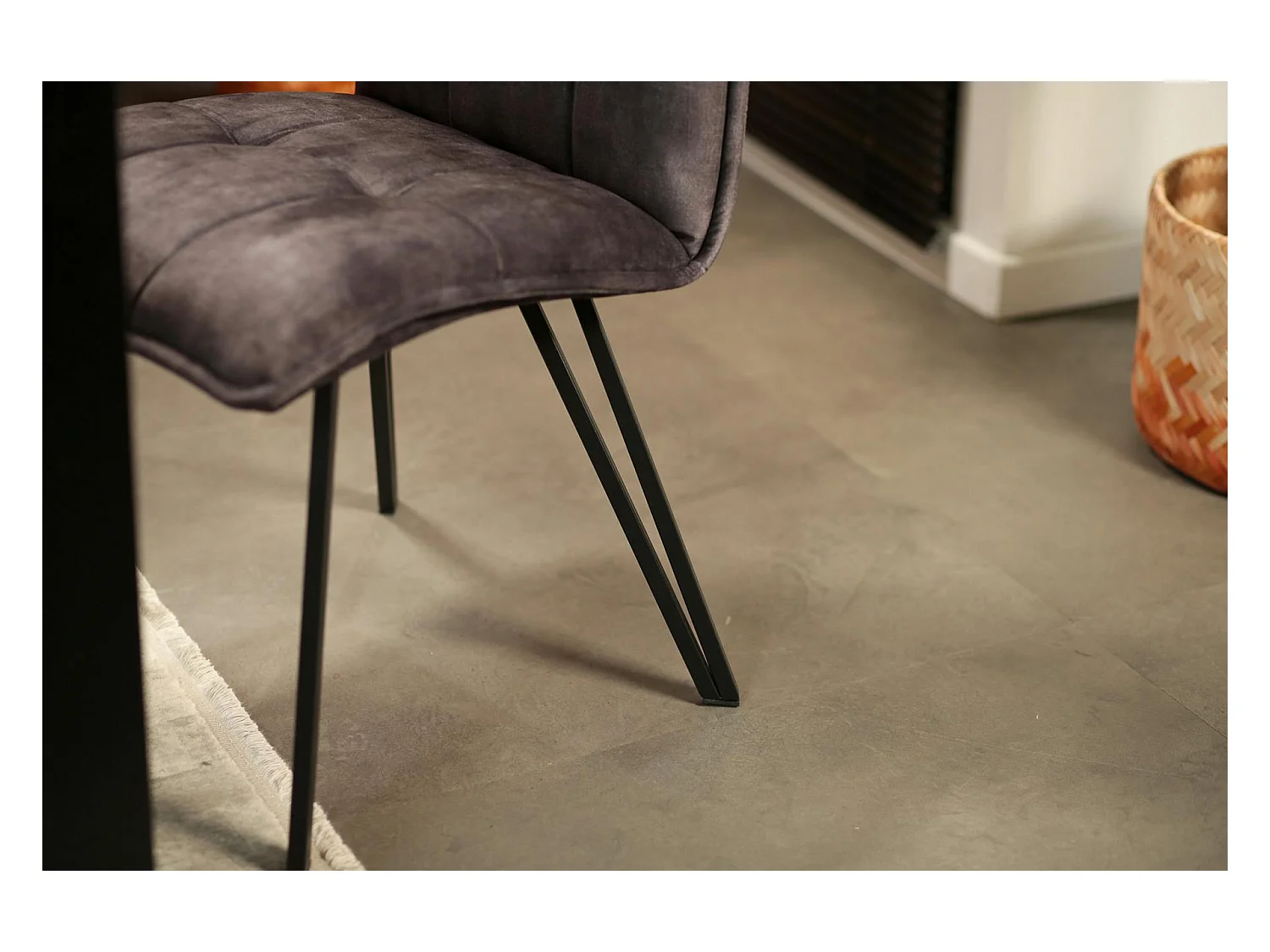 Chaise de salle à manger gris anthracite avec pieds épingle (lot de 2) MALMOE